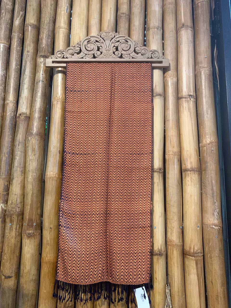 ក្រម៉ា​ ទំហំ40cm x 180 cm 