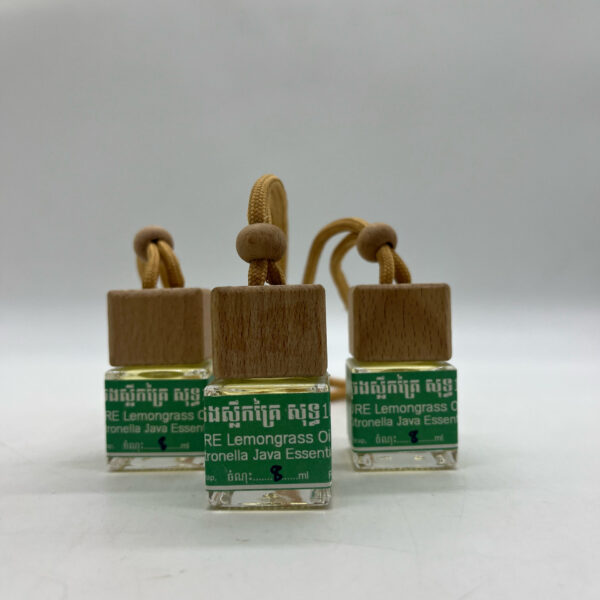 pure-essential-oil-lemongrass-citronella-java-%e1%9e%94%e1%9f%92%e1%9e%9a%e1%9f%81%e1%9e%84%e1%9e%9f%e1%9f%92%e1%9e%9b%e1%9e%b9%e1%9e%80%e1%9e%82%e1%9f%92%e1%9e%9a%e1%9f%83%e1%9e%8a%e1%9e%94