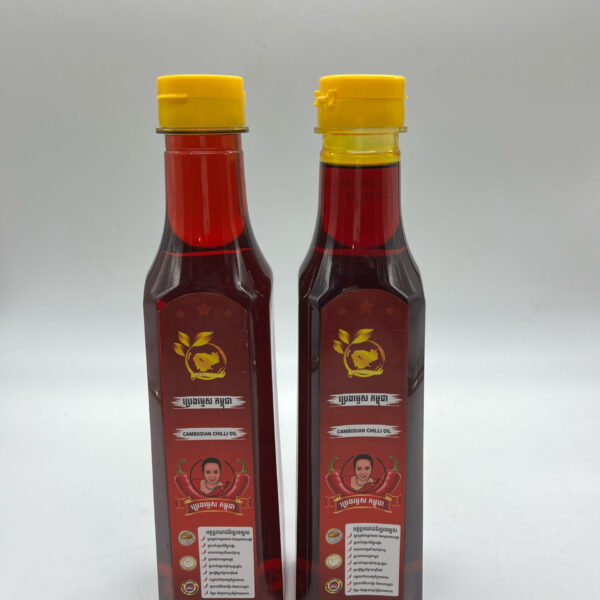 chilli-oil-%e1%9e%94%e1%9f%92%e1%9e%9a%e1%9f%81%e1%9e%84%e1%9e%98%e1%9f%92%e1%9e%91%e1%9f%81%e1%9e%9f500ml
