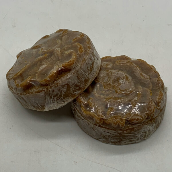 lemongrass-soap-round-shape-%e1%9e%9f%e1%9e%b6%e1%9e%94%e1%9f%8a%e1%9e%bc%e1%9e%9f%e1%9f%92%e1%9e%9b%e1%9e%b9%e1%9e%80%e1%9e%82%e1%9f%92%e1%9e%9a%e1%9f%83-%e1%9e%98%e1%9e%bc%e1%9e%9b