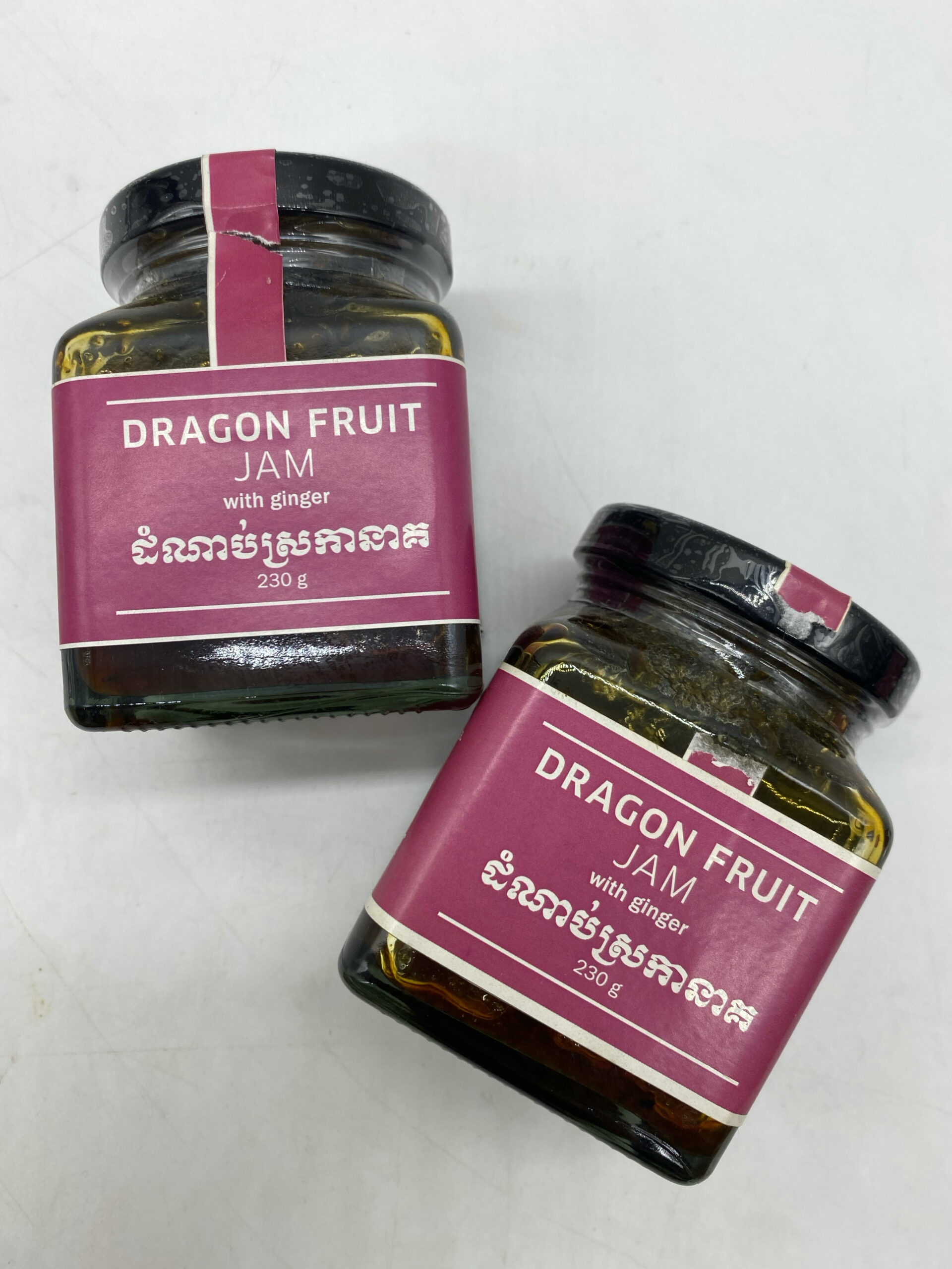 dragon-fruit-jam-with-ginger-senteur-dangkor-%e1%9e%8a%e1%9f%86%e1%9e%8e%e1%9e%b6%e1%9e%94%e1%9f%8b%e1%9e%9f%e1%9f%92%e1%9e%9a%e1%9e%80%e1%9e%b6%e1%9e%93%e1%9e%b6%e1%9e%82-230g
