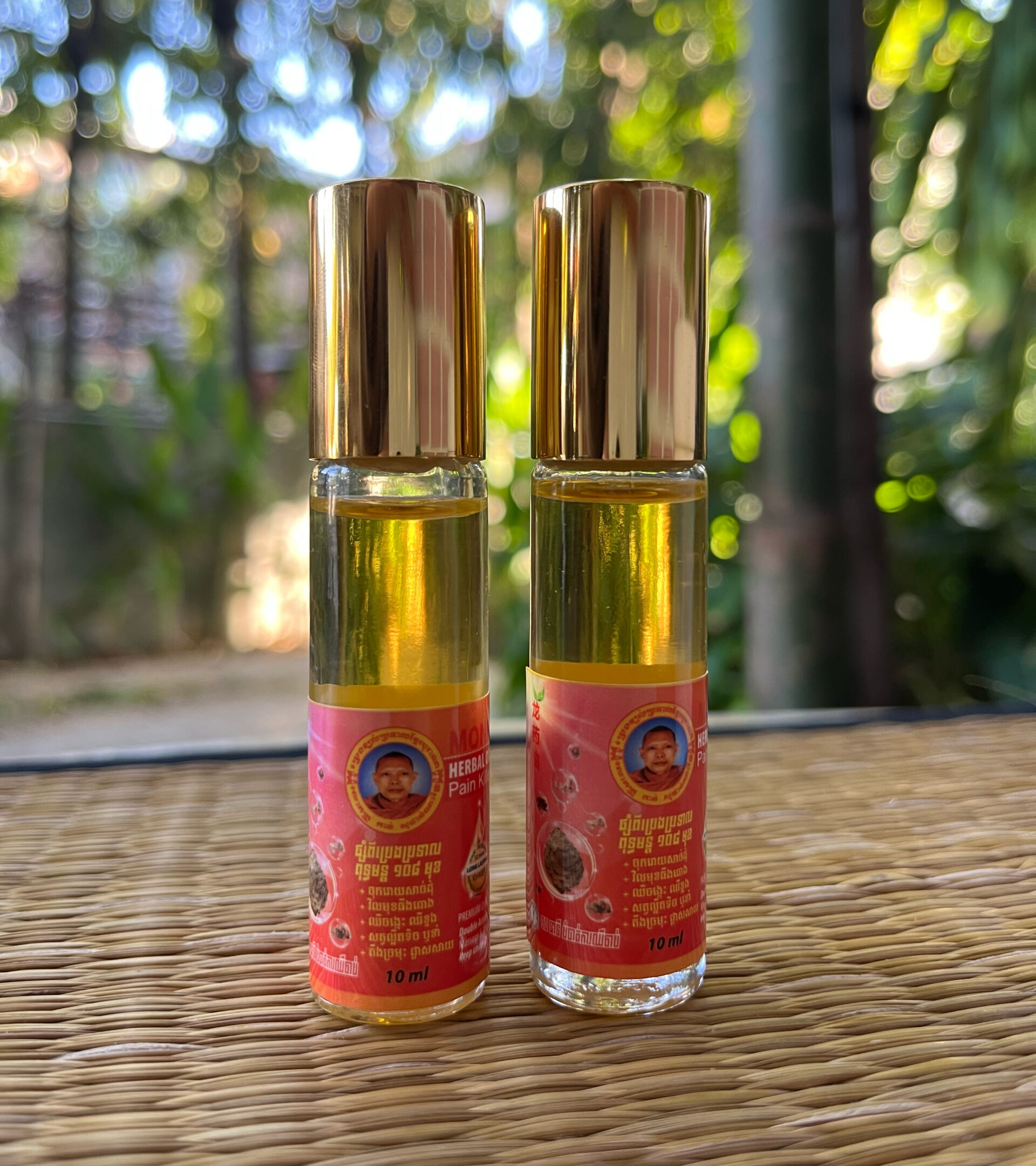 monk-herbal-oil-pain-killer-%e1%9e%94%e1%9f%92%e1%9e%9a%e1%9f%81%e1%9e%84%e1%9e%81%e1%9f%92%e1%9e%99%e1%9e%9b%e1%9f%8b%e1%9e%94%e1%9f%92%e1%9e%9a%e1%9e%91%e1%9e%b6%e1%9e%9b%e1%9e%81%e1%9f%92