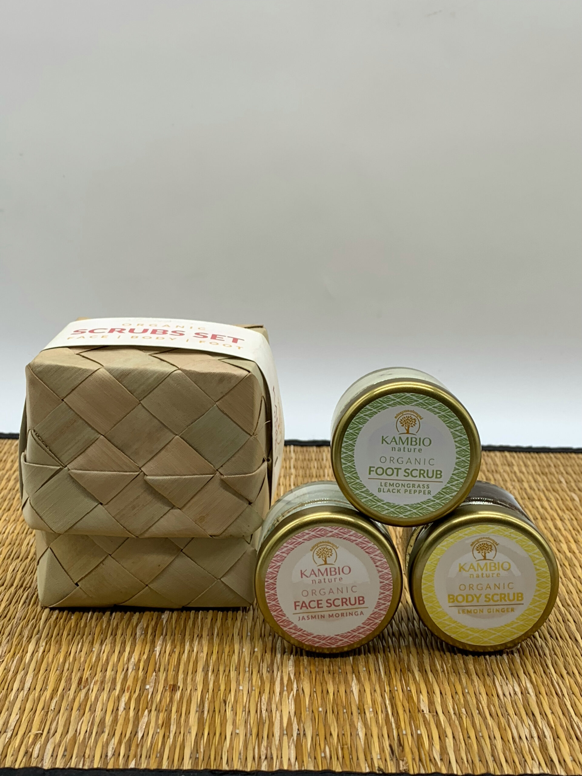 scrubs-set-face-x-body-x-foot-%e1%9e%9f%e1%9f%92%e1%9e%9a%e1%9f%92%e1%9e%82%e1%9e%b6%e1%9e%94%e1%9f%8b%e1%9e%88%e1%9e%bb%e1%9e%8f-%e1%9e%98%e1%9e%bb%e1%9e%81-%e1%9e%81%e1%9f%92%e1%9e%9b%e1%9e%bd