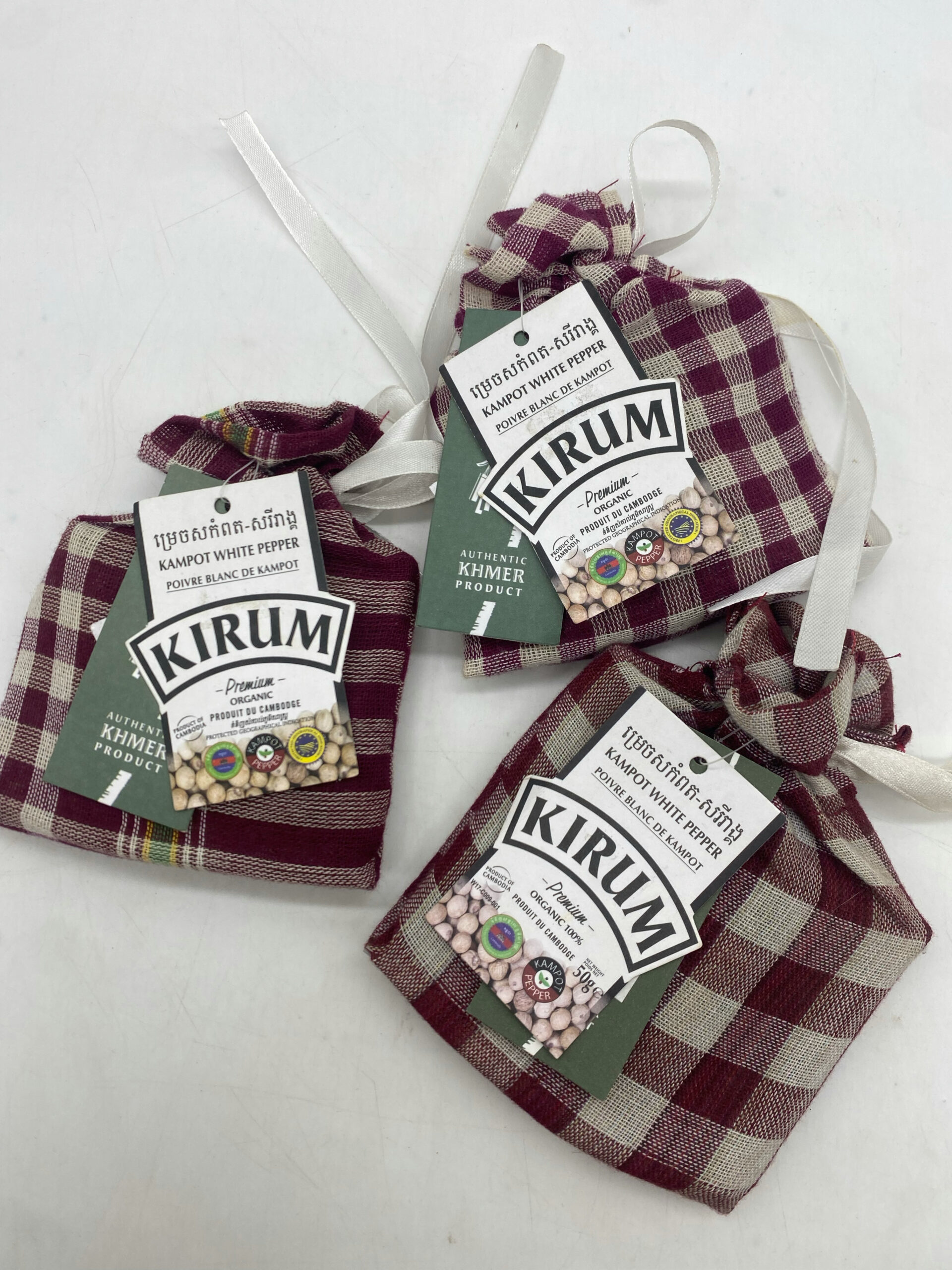 Organic Kirum Kampot White Pepper Krama - ម្រេចសកំពតសរីរាង្គ ថង់ក្រម៉ា 50g 2 Organic Kirum Kampot White Pepper Krama - ម្រេចសកំពតសរីរាង្គ ថង់ក្រម៉ា 50g - Image 2