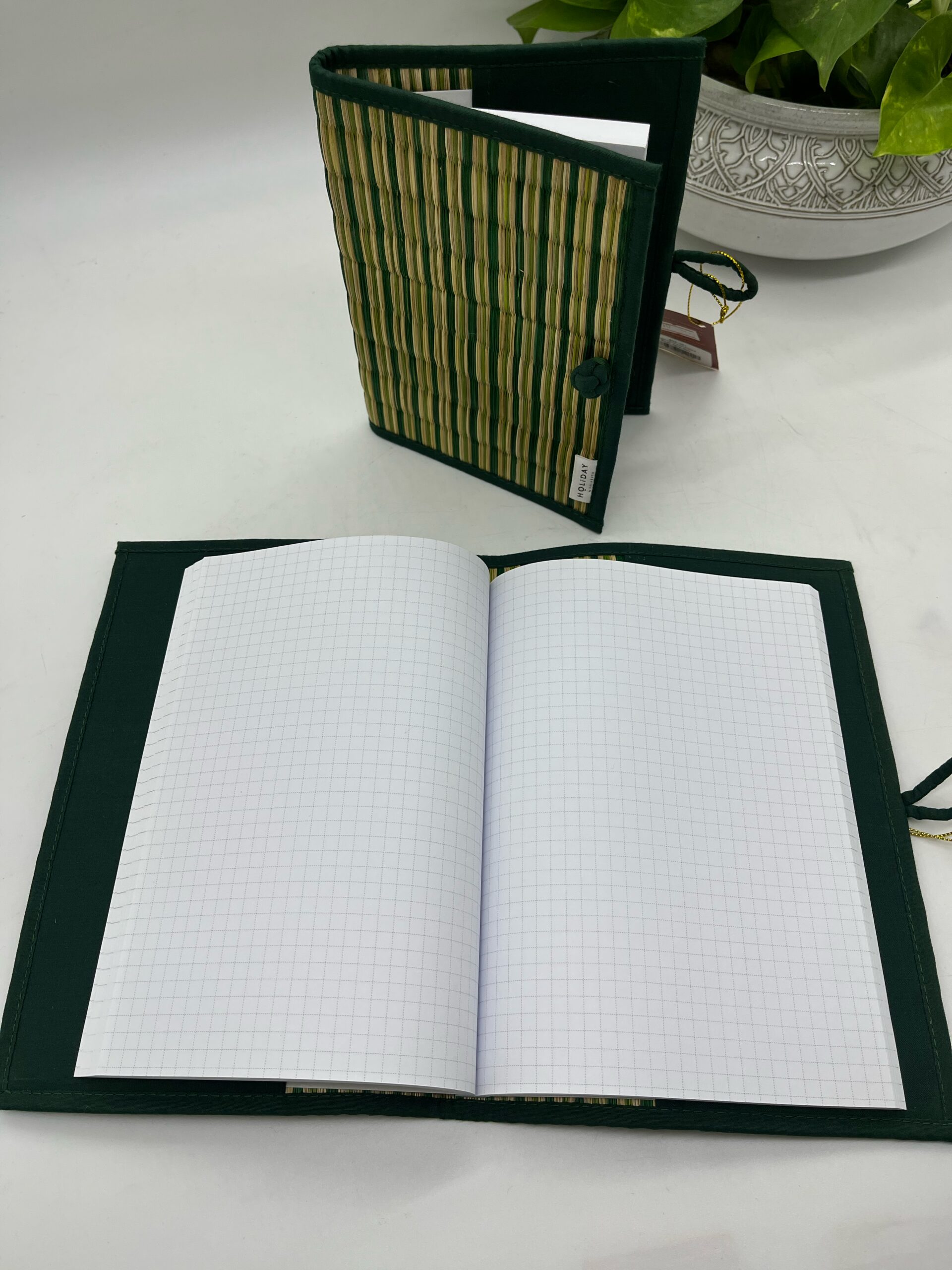 Notebook Cover Forest Silence​ Green  M - សៀវភៅសរសេរ ពណ៌បៃតង​ ធំ 21.5cm - Image 2