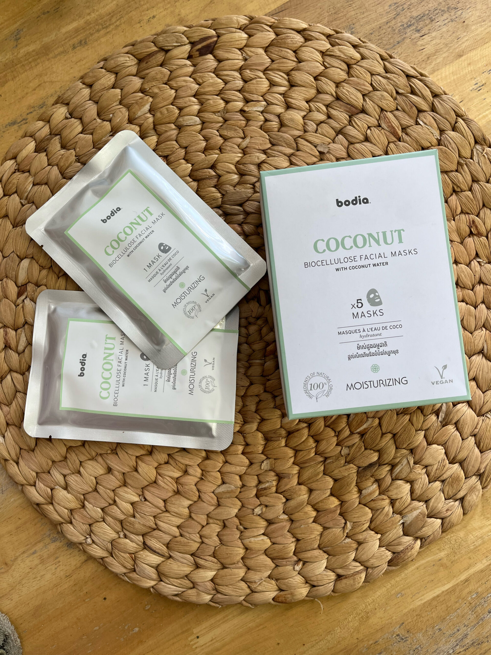 coconut-facial-mask-%e1%9e%98%e1%9f%89%e1%9e%b6%e1%9e%9f%e1%9e%8a%e1%9e%bc%e1%9e%84%e1%9e%92%e1%9e%98%e1%9f%92%e1%9e%98%e1%9e%87%e1%9e%b6%e1%9e%8f%e1%9e%b7-1-pack
