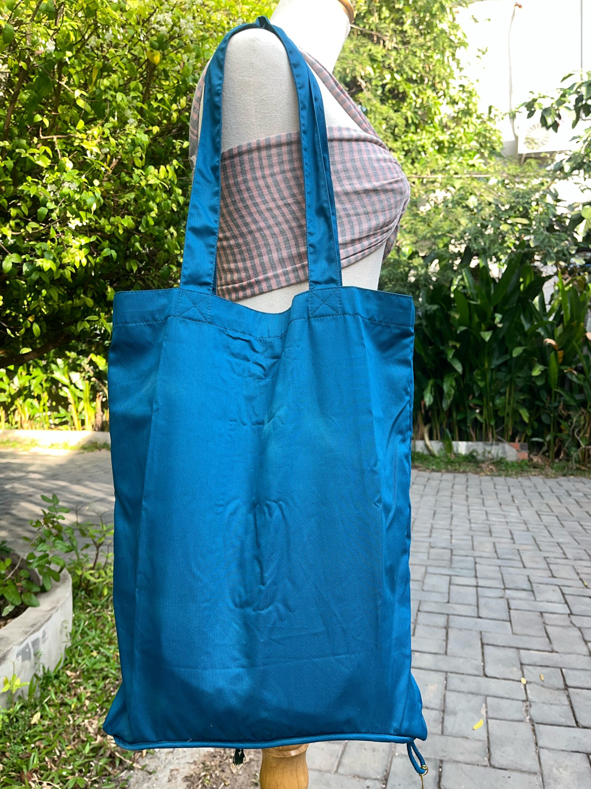 eco-bag-l-ocean-tolerance-blue-l-%e1%9e%80%e1%9e%b6%e1%9e%94%e1%9e%bc%e1%9e%94%e1%9e%96%e1%9e%8e%e1%9f%8c%e1%9e%81%e1%9f%80%e1%9e%9c%e1%9e%92%e1%9f%86-12cm