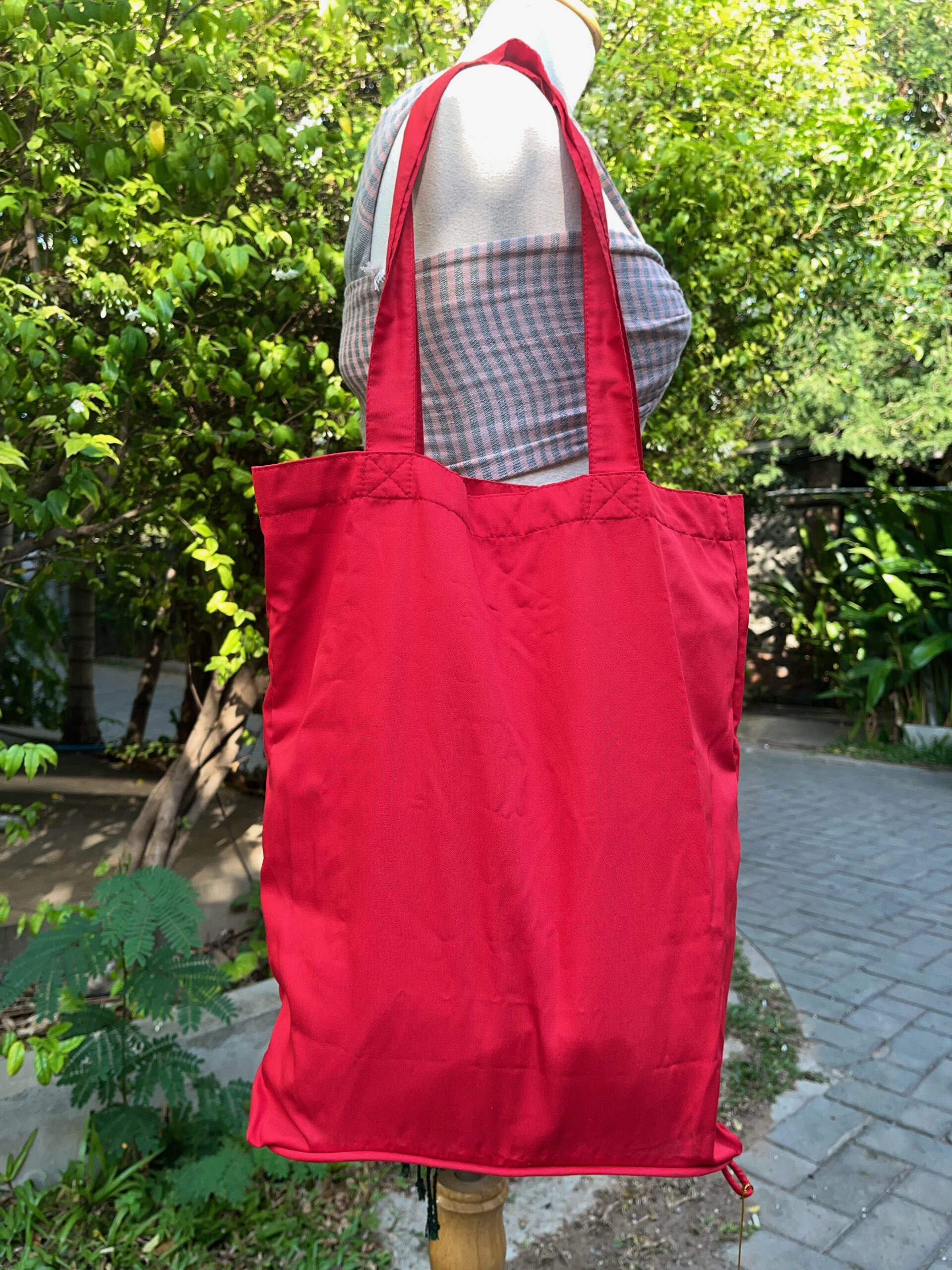 eco-bag-l-angkor-sunrise-red-l-%e1%9e%80%e1%9e%b6%e1%9e%94%e1%9e%bc%e1%9e%94%e1%9e%96%e1%9e%8e%e1%9f%8c%e1%9e%80%e1%9f%92%e1%9e%9a%e1%9e%a0%e1%9e%98%e1%9e%92%e1%9f%86-12cm