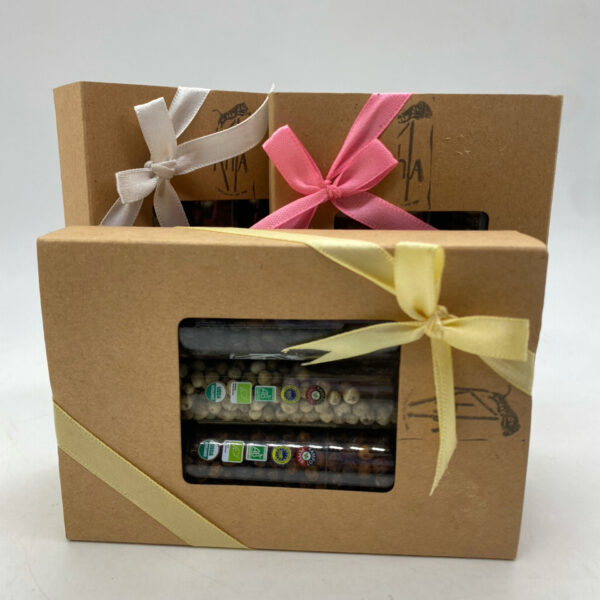 gift-set-kampot-pepper-khla-%e1%9e%88%e1%9e%bb%e1%9e%8f-%e1%9e%98%e1%9f%92%e1%9e%9a%e1%9f%81%e1%9e%85%e1%9e%81%e1%9f%92%e1%9e%98%e1%9f%85-%e1%9e%9f-%e1%9e%80%e1%9f%92%e1%9e%9a%e1%9e%a0