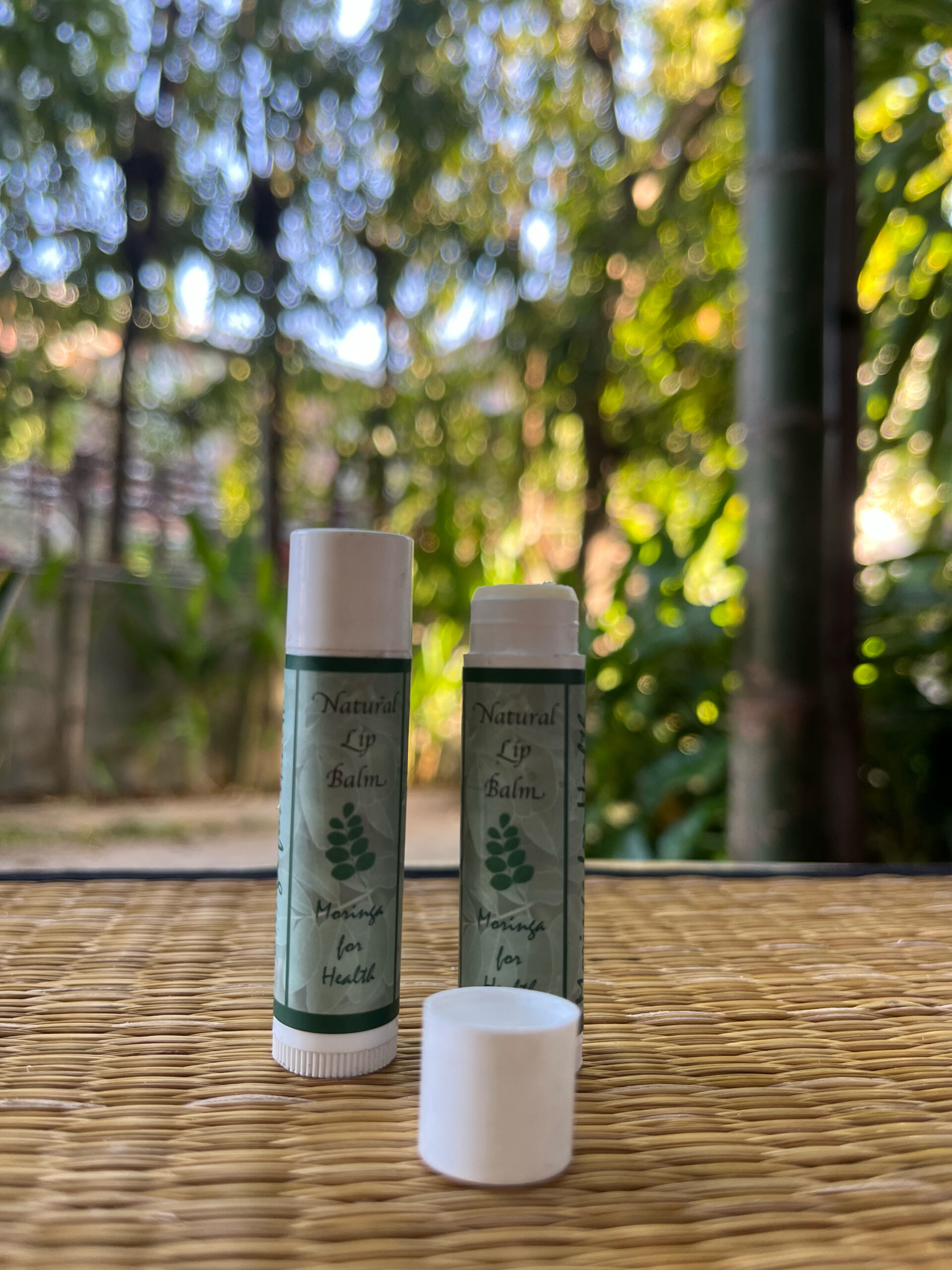 white-natural-lip-balm-%e1%9e%80%e1%9f%92%e1%9e%9a%e1%9f%82%e1%9e%98%e1%9e%9b%e1%9e%b6%e1%9e%94%e1%9e%98%e1%9e%b6%e1%9e%8f%e1%9f%8b%e1%9e%92%e1%9e%98%e1%9f%92%e1%9e%98%e1%9e%87%e1%9e%b6%e1%9e%8f