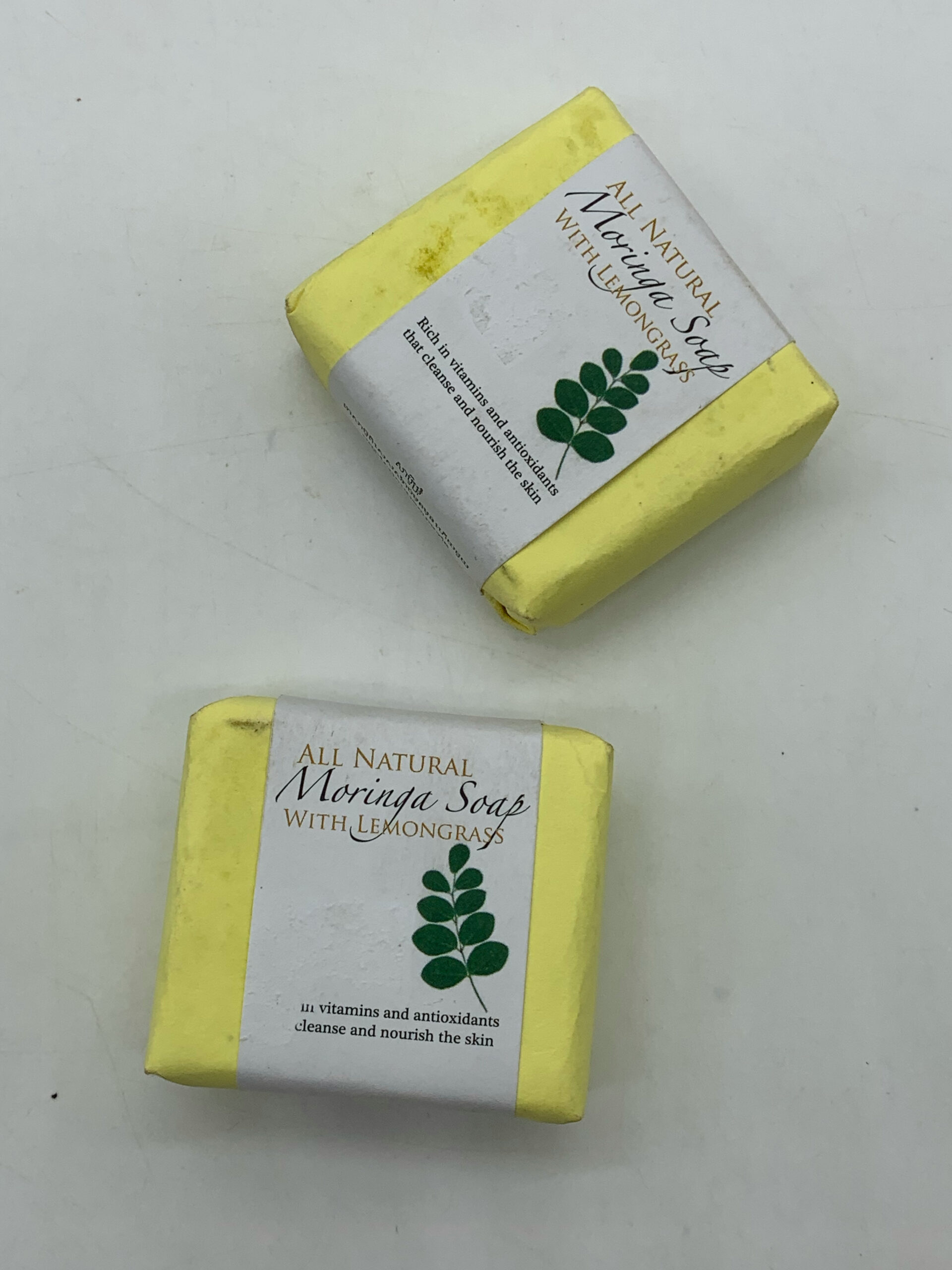 Moringa Soap with Lemongrass (S) - សាប៊ូម្រុំ និងប្រេងស្លឹកគ្រៃតូច 2 Moringa Soap with Lemongrass (S) - សាប៊ូម្រុំ និងប្រេងស្លឹកគ្រៃតូច - Image 2