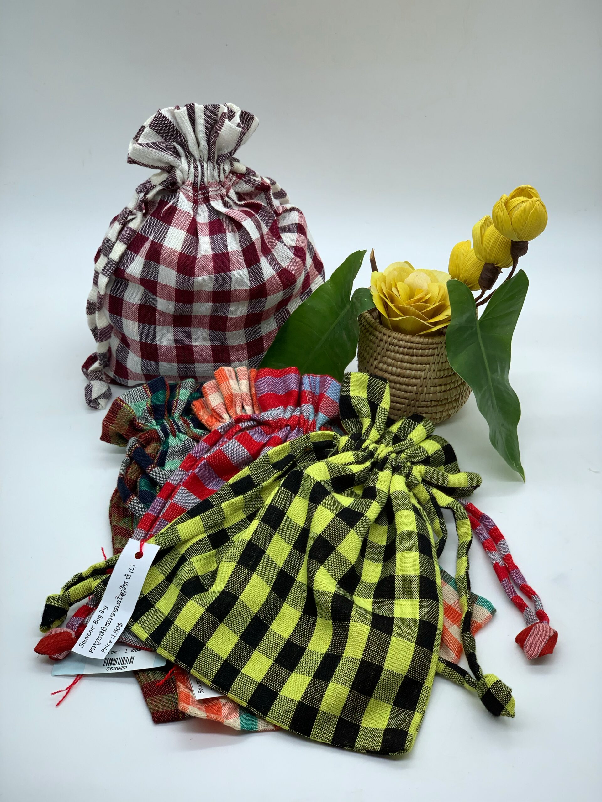 Souvenir Bag Big - កាបូបថង់យាមមានខ្សែរឹត ធំ (L) 2 Souvenir Bag Big - កាបូបថង់យាមមានខ្សែរឹត ធំ (L) - Image 2