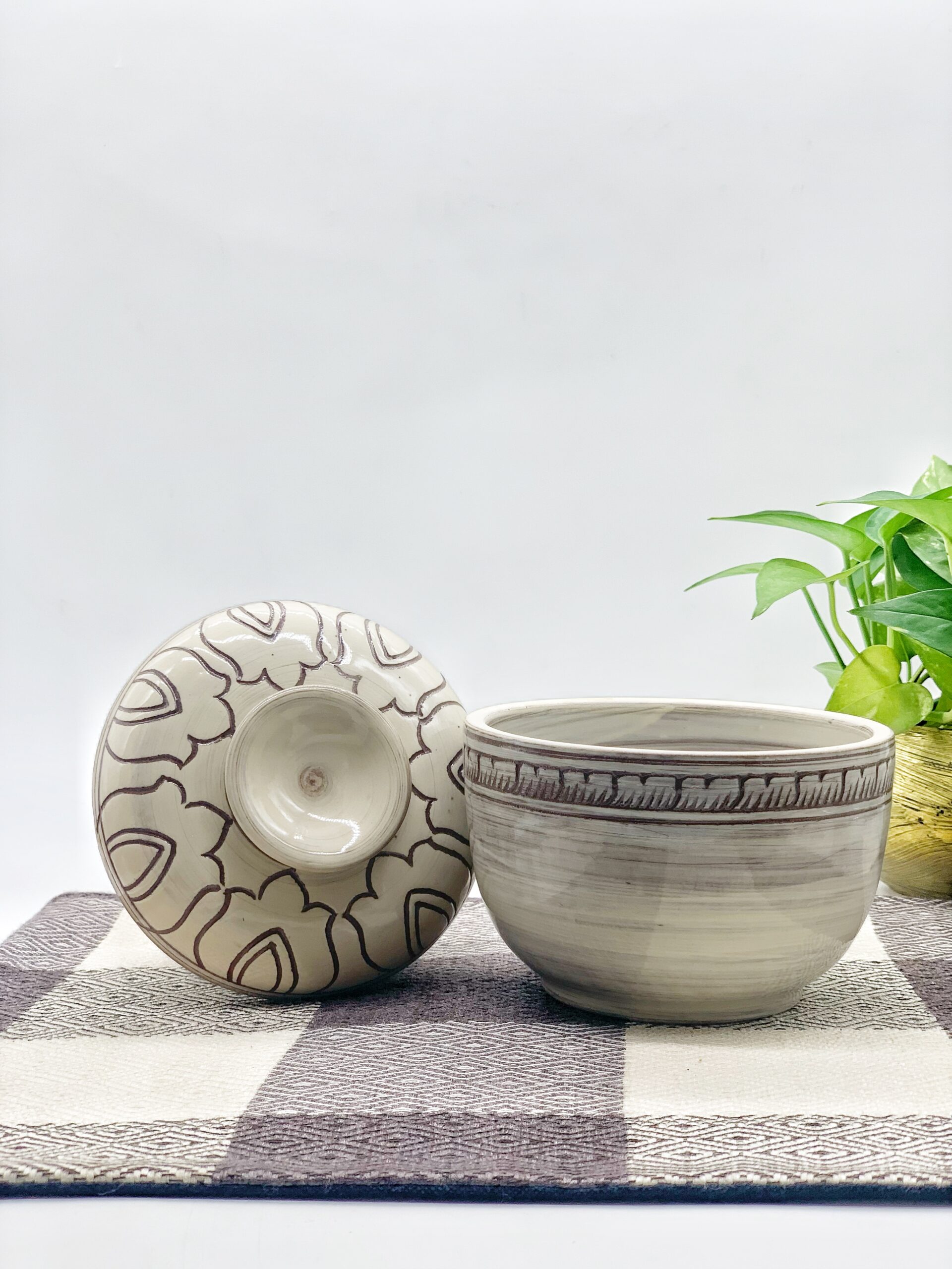 ceramics-box-kbach-%e1%9e%94%e1%9f%92%e1%9e%9a%e1%9e%a2%e1%9e%94%e1%9f%8b%e1%9e%82%e1%9f%92%e1%9e%9a%e1%9e%bf%e1%9e%84