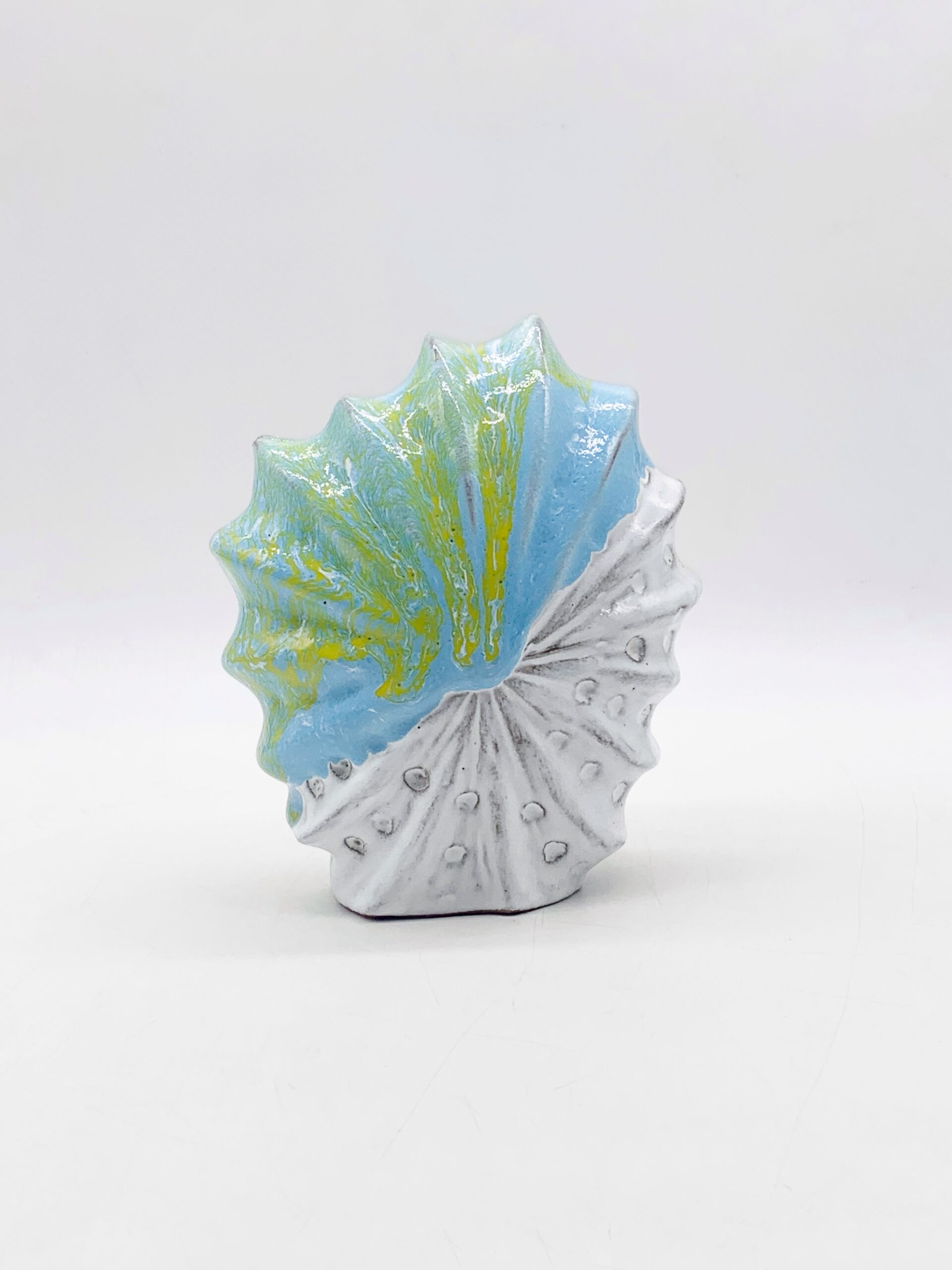 ceramics-flower-leaf-vase-%e1%9e%90%e1%9e%bc%e1%9e%95%e1%9f%92%e1%9e%80%e1%9e%b6%e1%9e%9f%e1%9f%92%e1%9e%9b%e1%9e%b9%e1%9e%80s