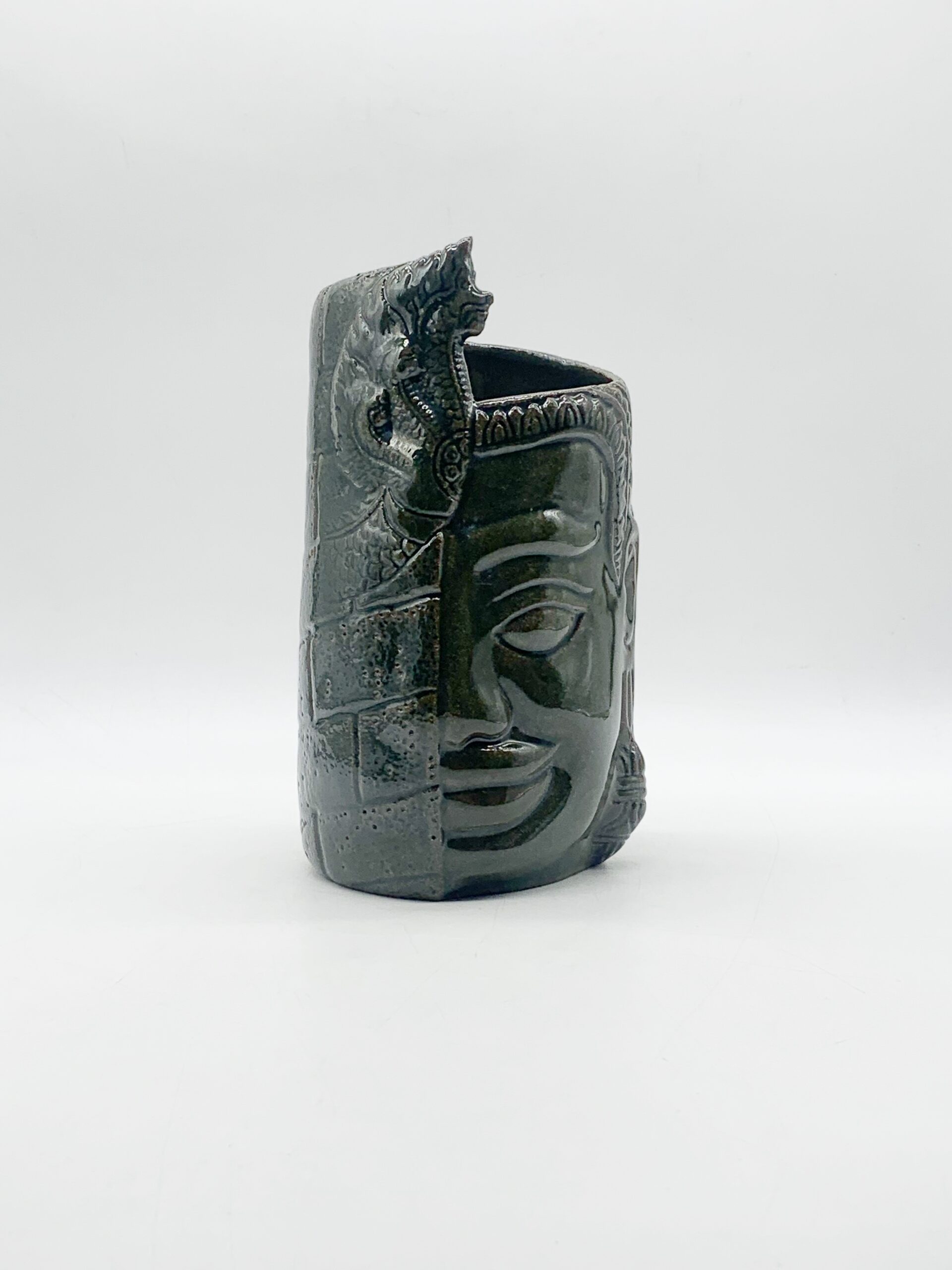 ceramics-naga-x-human-face-vase-%e1%9e%90%e1%9e%bc%e1%9e%96%e1%9f%92%e1%9e%9a%e1%9e%a0%e1%9f%92%e1%9e%98%e1%9e%98%e1%9e%bb%e1%9e%81%e1%9e%8f%e1%9e%bc%e1%9e%85s